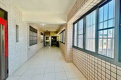 獨家【新園市中心】免整理｜大空間｜華廈四房平車