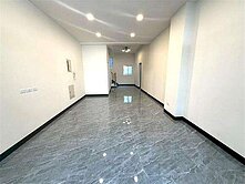 鳳山車站/家樂福邊間全棟翻新透店