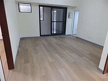 鳳山五甲南華熱鬧商圈陽台進出翻新三房+平車