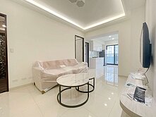 鼎山家樂福🎖️美裝潢2房2衛2陽台+車位