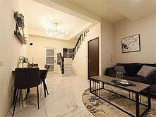 鳳山國中捷運站~全新整理車庫透天