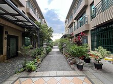 ✨ 羅丹美墅美4房＋自有車庫 🏡