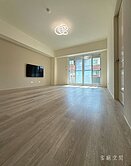 巨蛋/自由商圈四房平車