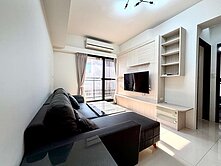  鹽埕、亞灣、駁二特區｜稀有採光輕屋齡兩房平車