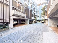 😎帝星綠諦【北區電梯雙車邊間15年別墅~大降價】