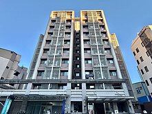 體系獨家!北屯輕屋齡收租聖品電梯四套