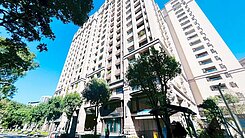 藝文輕豪宅｜首璽｜邊間景觀戶~雙主臥雙車位~