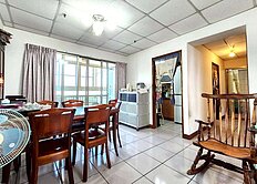 專任五期大業大新學區｜向上東興三面採光3房車位