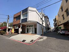 鳥松仁美國小旁三角窗住店｜全新整理裝潢｜3樓透店