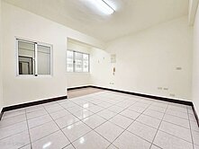 岡山｜火車站｜捷運｜活巷｜採光車庫透天 