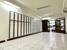 樂福集團-正南平路透天店面1688