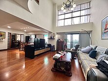 中華家樂福｜空中透天厝．七房平車