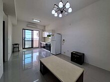 近大灣國小輕屋齡2房平車 住商許嘉玲