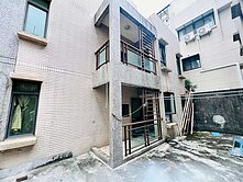 獨家🔥稀有釋出！鳳山過埤國小旁透天｜門前車庫