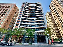 美術館[惟美術]全新未住四房平面車位