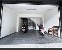 獨家🔸電梯5年美車墅🈶孝親房-近-大灣國小