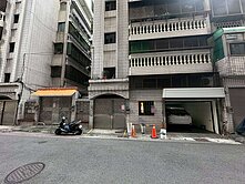 陽明國中超大坪數公寓*車庫1+夾