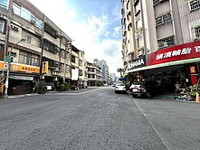 鄰近R3小港捷運站VS.中鋼路華廈三房二衛平車