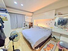  低於行情【大3房+車位】文心崇德捷運.學區旁