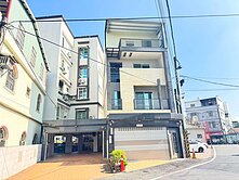 麟洛___近菜市場__814__三房平車輕齡華廈D