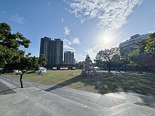 西區成熟生活圈｜2 房＋坡道平車，住起來很剛好