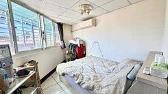 中原商圈近體育園區超值電梯大套房