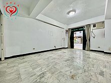 鶯桃路第一花園4房平車