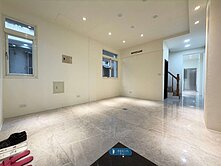 員林黃昏市場旁｜全新整理車庫公園透天