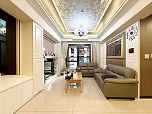 實登價｜富宇綠都心｜精緻美裝潢三房平車附充電樁