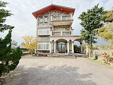 礁溪莊園巔峰之作：溫馨實木百坪崗石農舍~永慶楊青樺