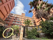 文化商圈一樓庭院三房車