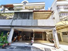 前鎮草衙8米街透天正4樓