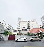 臨路三角窗~美麗島捷運站~精華地段~大面寬雙車別墅