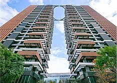 捷運七張~寶徠花園亮麗三房車~住商黃美端