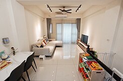 高雄仁武行政中心｜輕屋齡孝親房車庫社區型透天