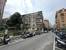 ⭐秀朗國小免爬高三樓📞群義小師⭐