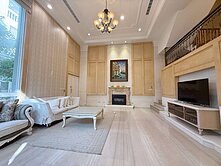 擁翠客廳挑高4.7米朝南角間景觀電梯別墅