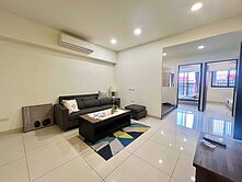 👉愛河O4前金捷運站輕屋齡景觀2+1房平車👈