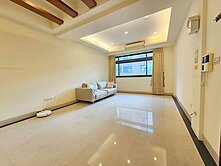 大遠百【水立方】稀有邊間溫馨美4房+車位