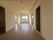 屏東買賣房屋 台中近高速全新華厦｜3房平車