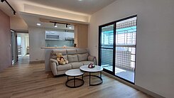 低總價/小港全新翻修/拎包入住大樓