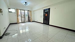 五甲南華商圈｜五甲人｜高樓景觀三房尬車位