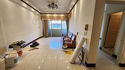 💥低總價💥小港國中陽台進出😍正3房公寓💖