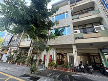 💥鳳山火車站💥地:50坪黃金😍透天店住