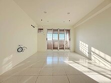 無敵視野景觀平車三房宅，天然瓦斯、電梯直達