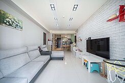 Angus推~富宇水花園三房B1平面車位