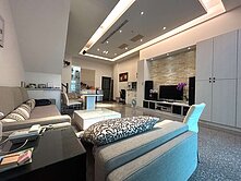 ✅大里中興商圈大面寬絕美雙車透店