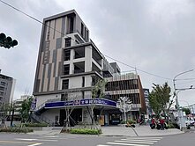 草漯市區全聯旁美別墅大使用空間棒壘場生活機能佳