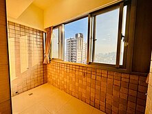 美麗殿唯美三房+休旅車位/獨家