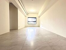 國翔坤悅領秀｜東區九期秀泰三房平車雙公園